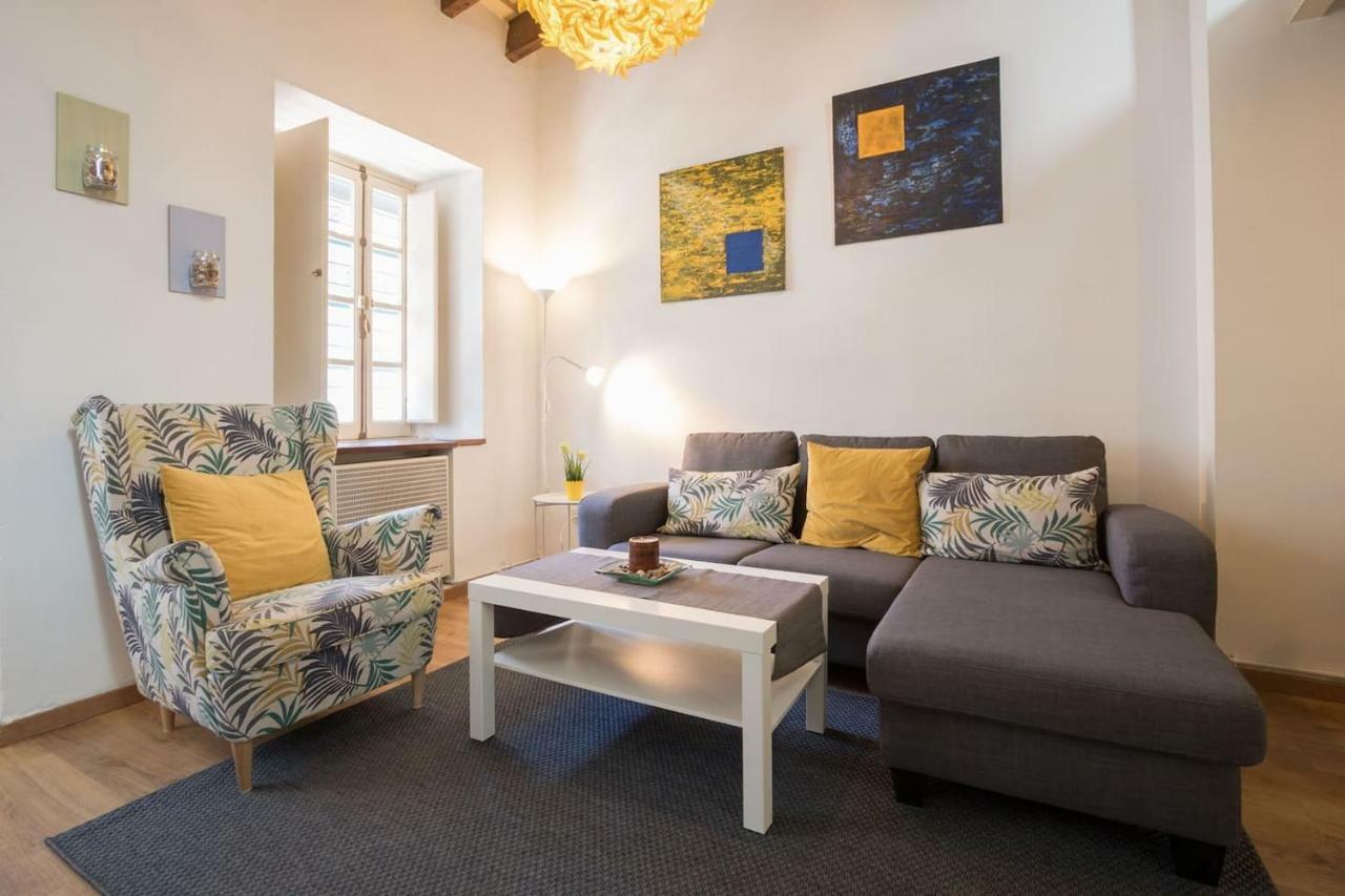 Corral Casa Grande Oasis * Sevilla
